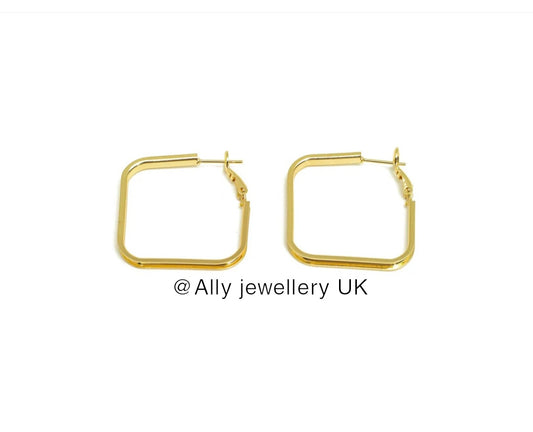 Square hoops Earrings -18ct Real Gold Plated SDM04