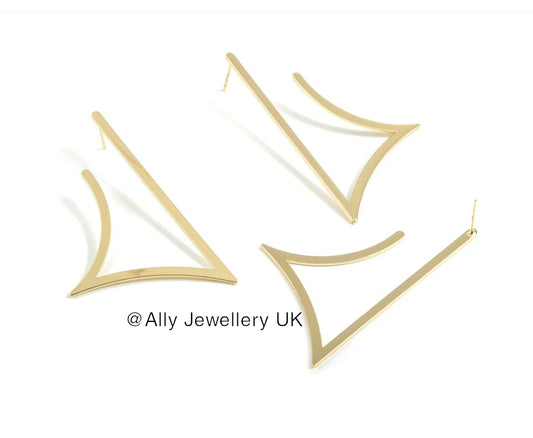 Triangle shaped Dangle Earrings -18k gold plated