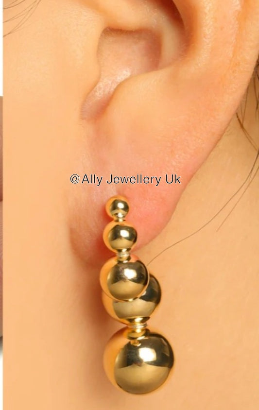 Push back balls Earrings 18k gold-plated